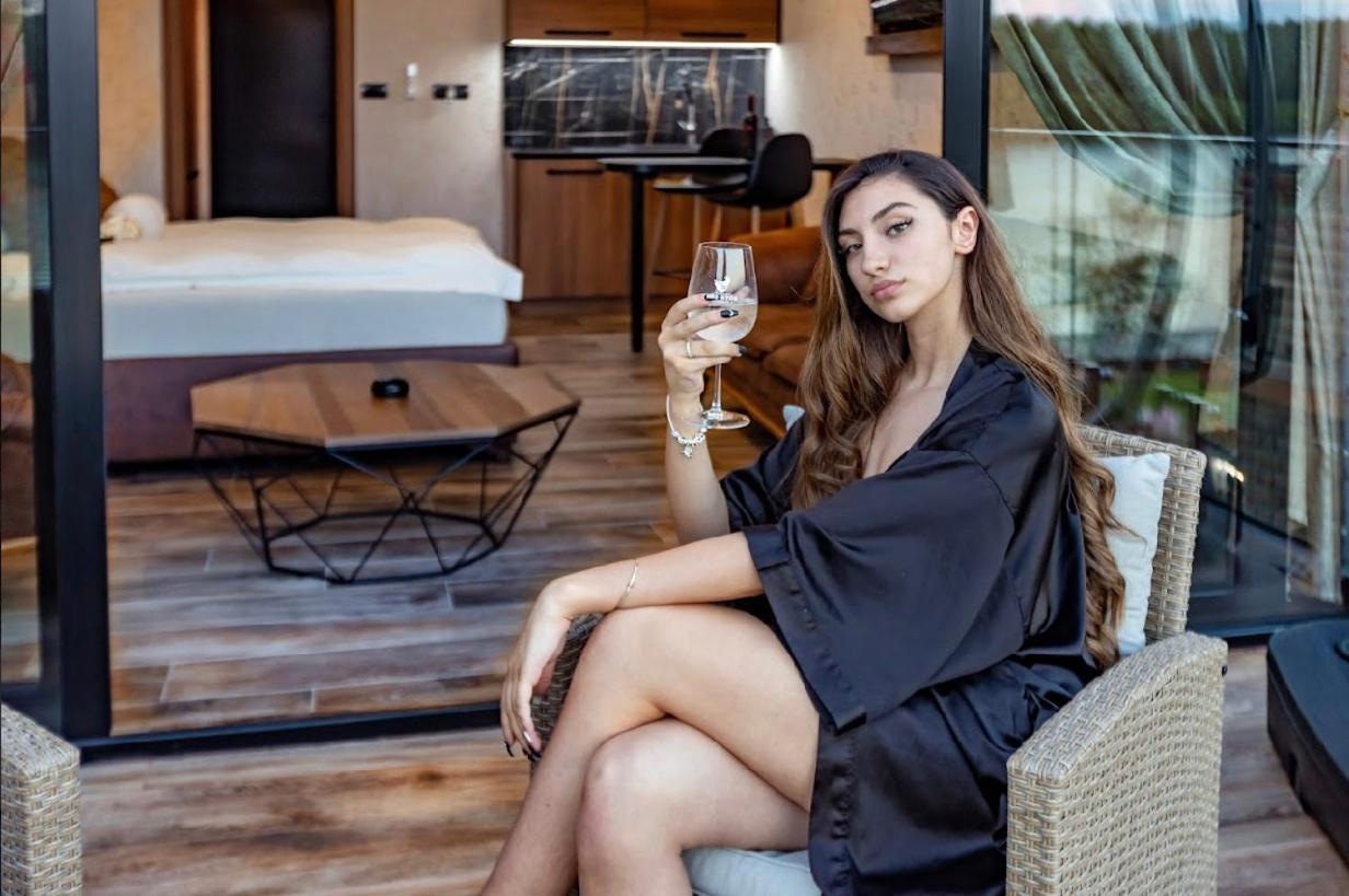 Apartmani Tiske Noci Becej Bagian luar foto